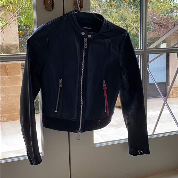 Leather jacket - Picture 1 of 2